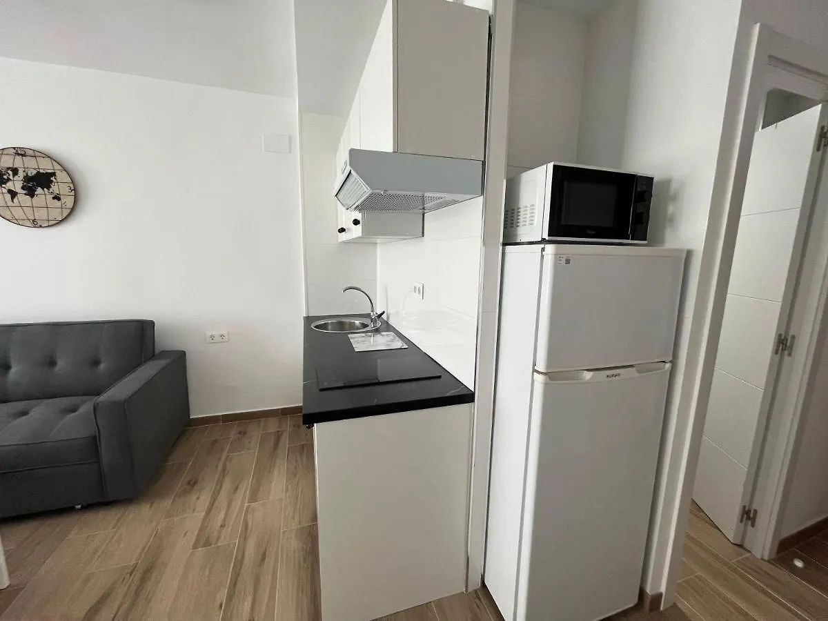 Ver621 - Estudio Con Vistas Al Mar, Wifi, Piscina, Centro A 100 Metros, Playa A 600 Metros Torremolinos 0*,  Španělsko